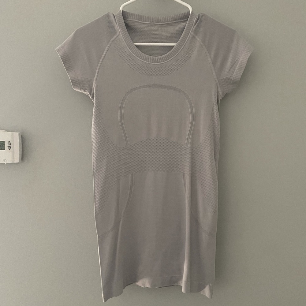 Lululemon Swiftly Tech Short Sleeve
